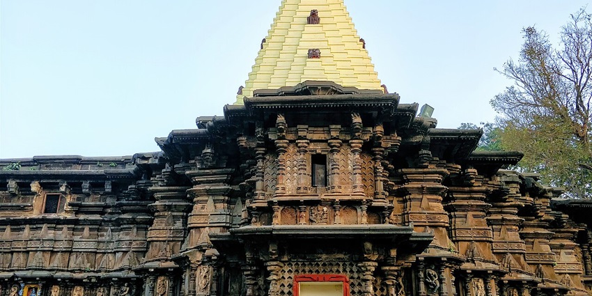 Scenic image of beautiful Amba Bai Mata Mandir a must see places to visit in Goregaon
