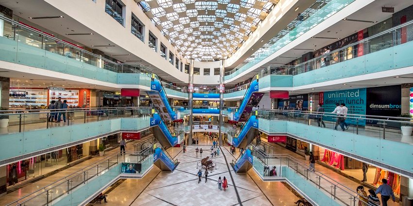 This place has several floors of retail outlets ranging from luxury to high-street fashion.