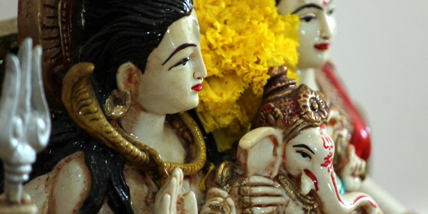Image of Colorful Hindu Deities Shiva and Ganesha Sculpture - similar to the Anantheshwara Temple