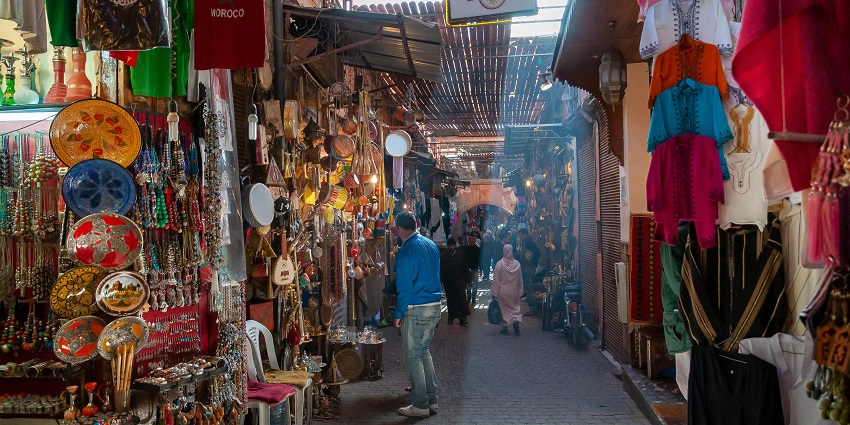 Shops and stalls for souvenirs and local handicrafts at the famous Anjuna Flea Market.