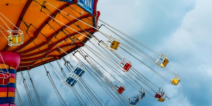 A colourful ride at the famous Appu Ghar, one of the top theme parks in Pune, Maharashtra.