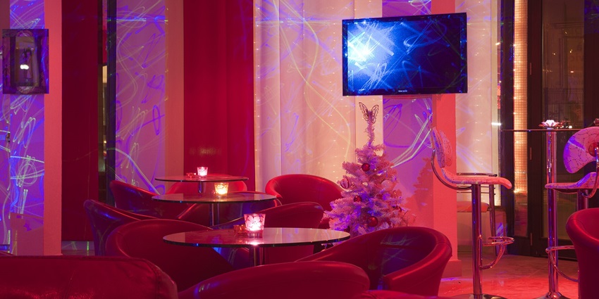 Aqua is a trendy party club in Bangalore with a poolside lounge for travellers.