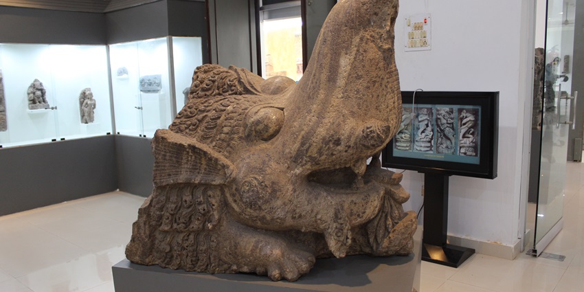 Inside the archaeological museum, the sculpture work shows the overall view of this Museum.