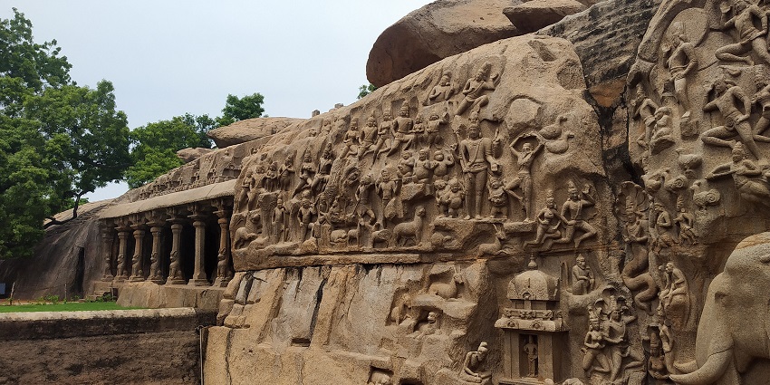 Image of the reliefs at the Arjuna’s Penance, a famous place near the Shore Temple.