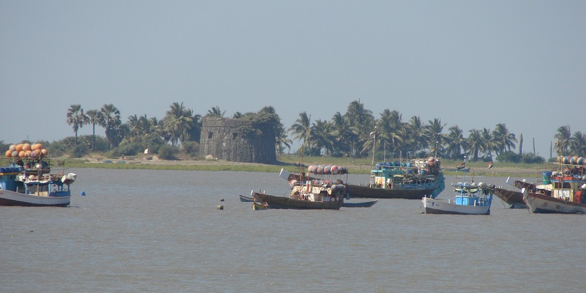 Arnala Fort, one of the popular places near the Royal Water Park Vasai on an island
