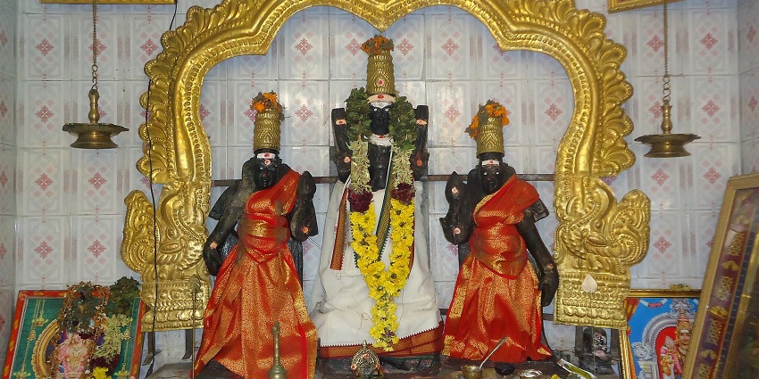 The Arulmigu Mailam Murugan Temple holds mythical and historical significance.