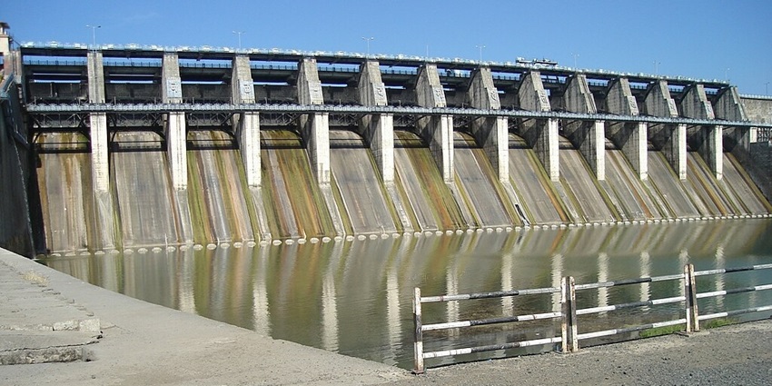 Asavli Dam is one of the most beautiful Places to Visit in Palghar.