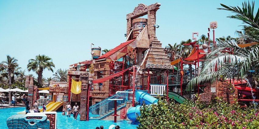 Thrilling water rides similar to those in Athisayam Theme Park in Madurai, Tamil Nadu.