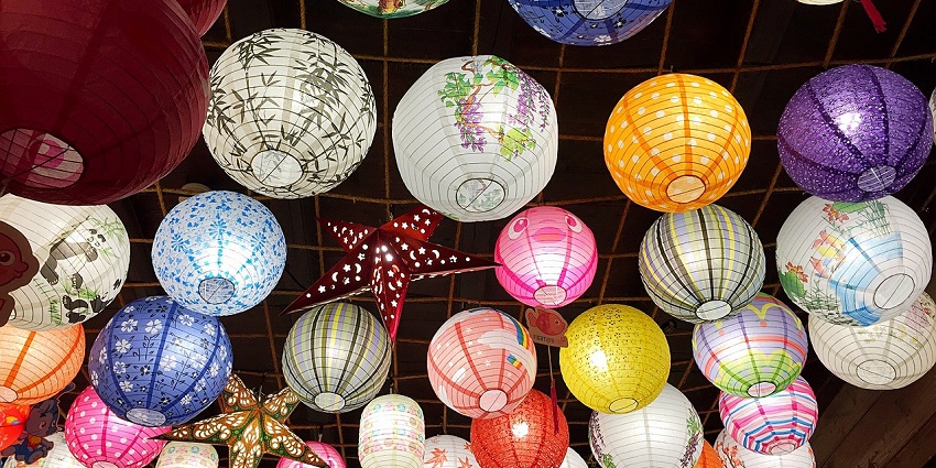 A picture of a festive celebration–that is one of the best things to do in Kumbakonam.