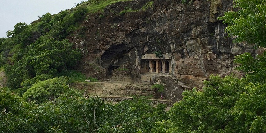 Image of Aurangabad Caves, one of the historical attractions near the temple.
