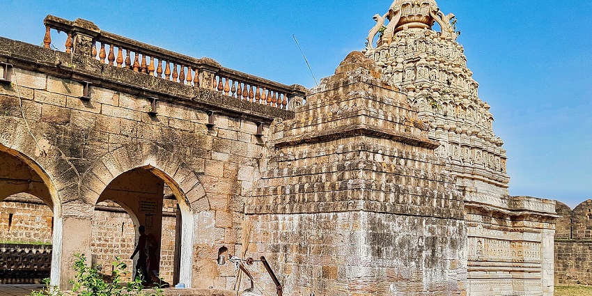 View of the temple with the beautiful clear blue sky in the backdrop
