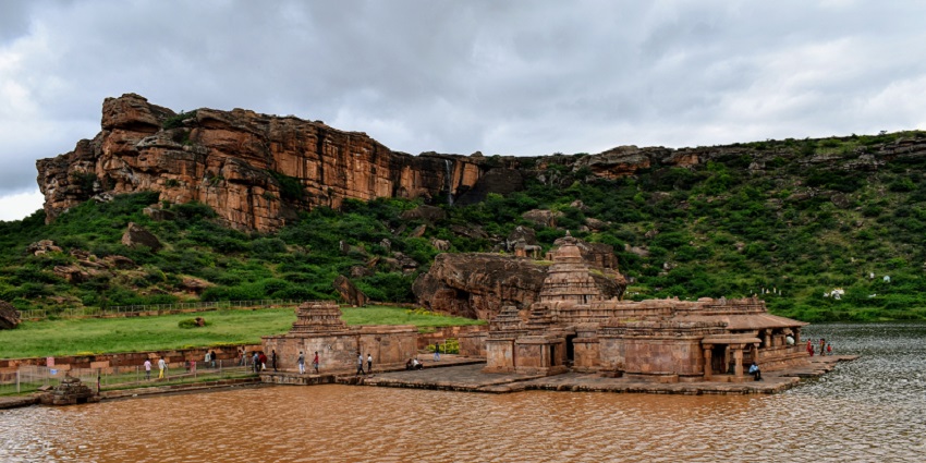 Sculpted in stone, Badami’s cave is a place to visit in april in Karnataka