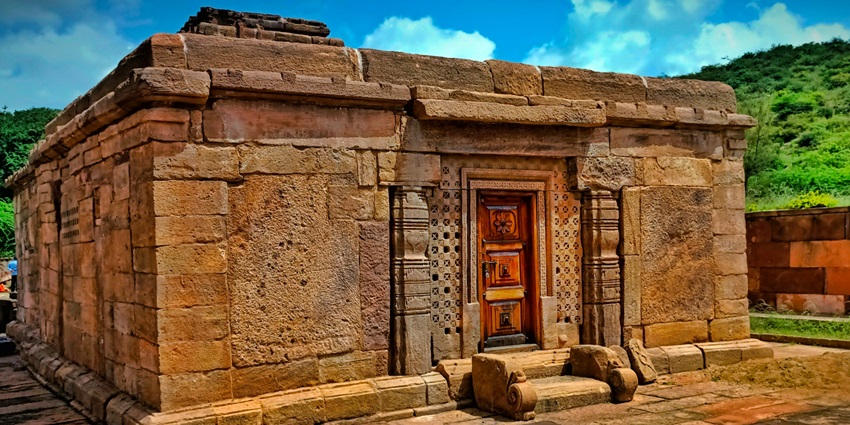 Places to visit in Karnataka in September is Badami, the historical site with rock-cut temples.