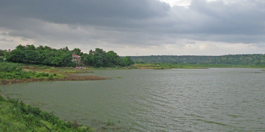 Restaurant on Damdama Lake, a scenic spot for relaxation and dining in Haryana.