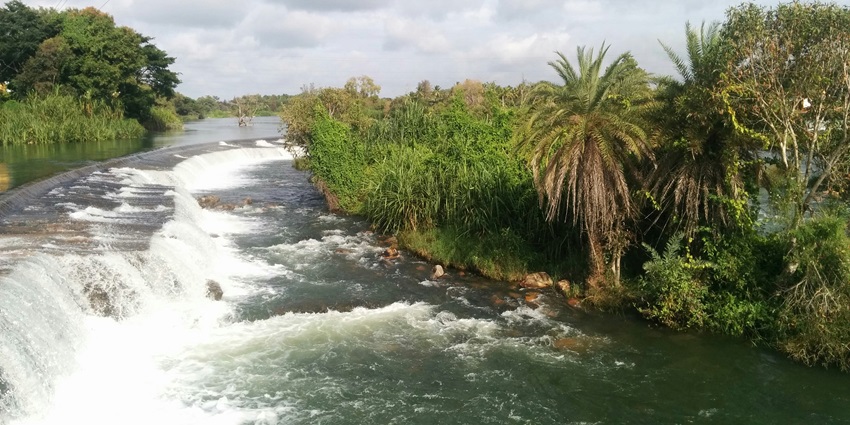Image of the beautiful Balmuri Falls amidst the dense Jungle