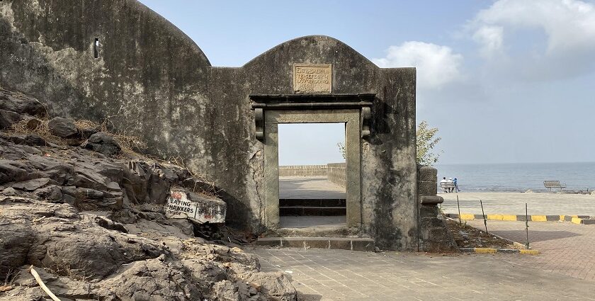 The entrance of the historic and famous Bandra Fort located in the city of Mumbai.