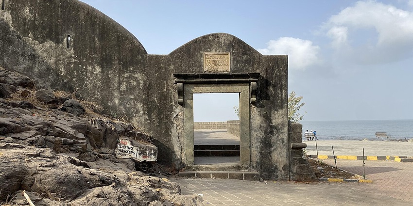 Bandra Fort is a historic structure offering scenic views of the Arabian Sea to visitors.