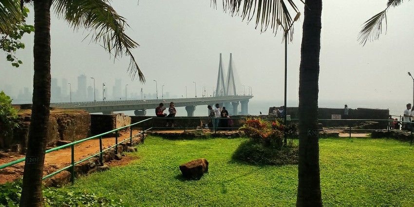 Bandra Fort symbolizes Mumbai's heritage with ancient walls and Arabian Sea views.