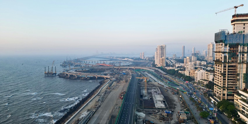 Places to visit in Worli feature Bandra-Worli Sea Link, a bridge with stunning sea views.