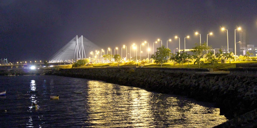 A glimpse of Bandra-Worli Sea Link connects Bandra and Worli, offering scenic views.