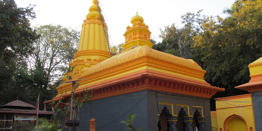 Baneshwar Temple is among scenic places to visit near Pune within 100 km range