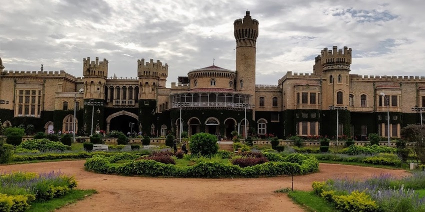 A glimpse of Bangalore Palace, a testament to the grandeur of Karnataka’s royal heritage.