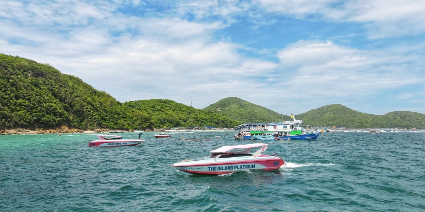 Unique floating venue for unforgettable party experiences.