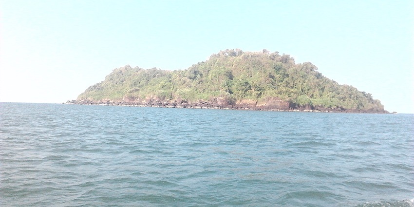 Basavaraja Durga Island is a scenic and peaceful place, a perfect spot for a day out.