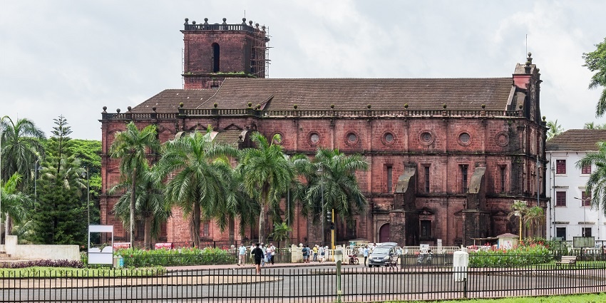 UNESCO-listed Basilica of Bom Jesus, one of the iconic landmarks.