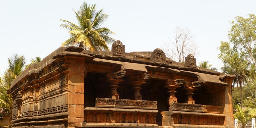 A historic city with forts, waterfalls, and lush greenery that comes to life during the monsoon season.