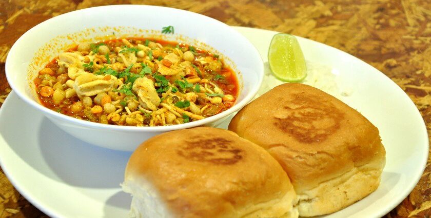 Misal Pav is one of the popular local dishes and staple diets for people of Lonavala