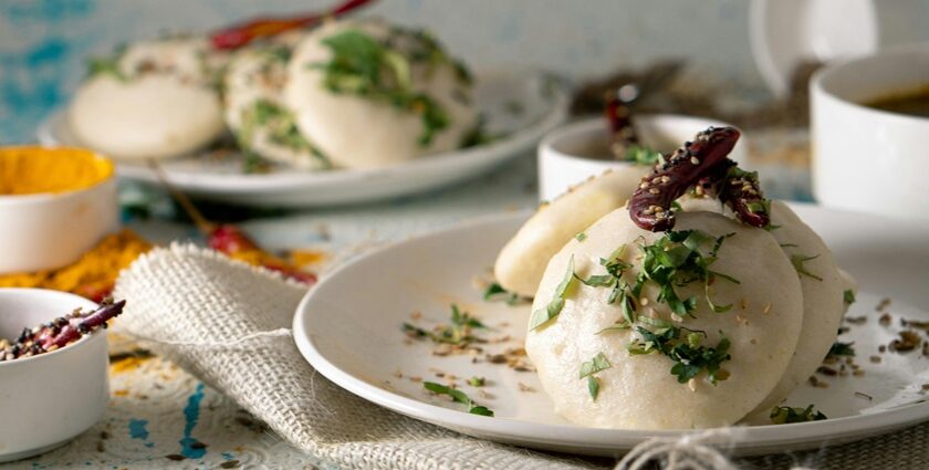 A plate of idli, the best food in Madurai offers diverse, flavorful South Indian cuisine