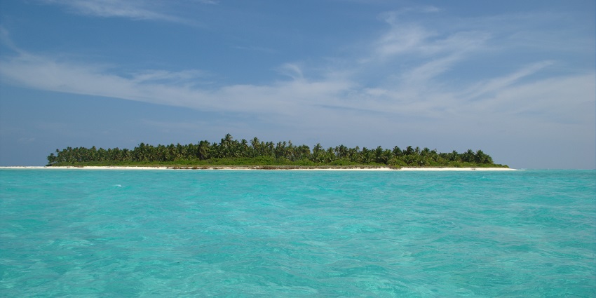 The best time to visit Lakshadweep is between October and May when the weather is cool.