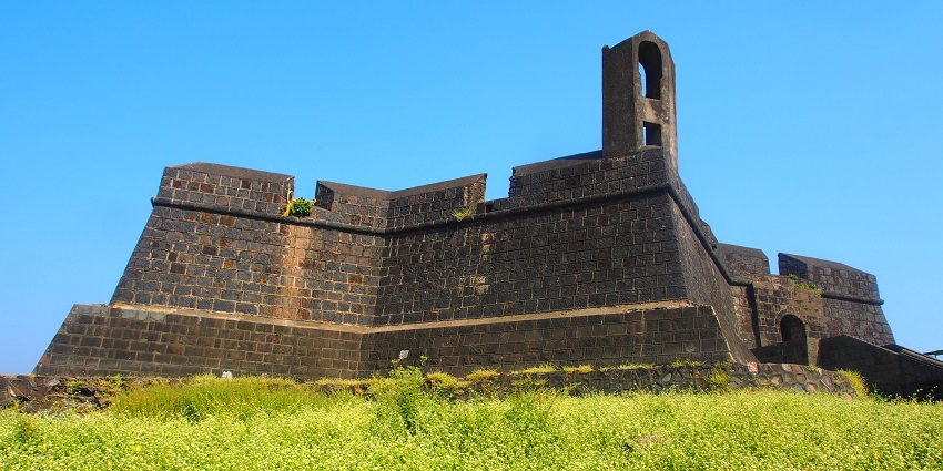 Step back in time at Durgadi Fort, an iconic landmark in Kalyan, Maharashtra