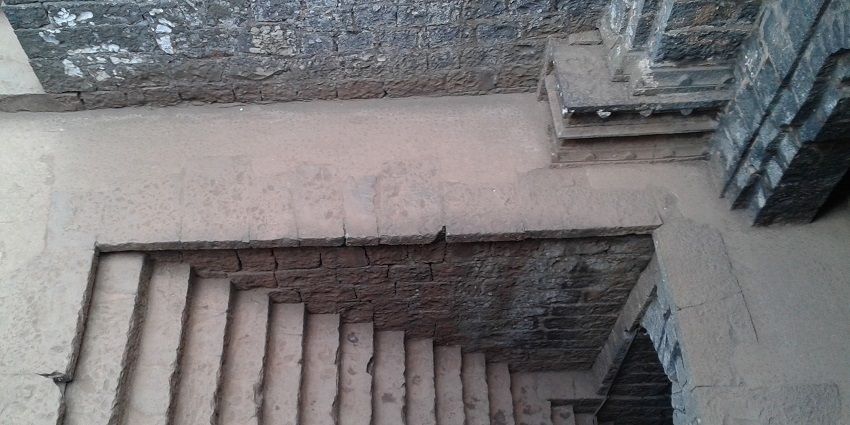 An image of the staircase leading to the underground basement of the Fort