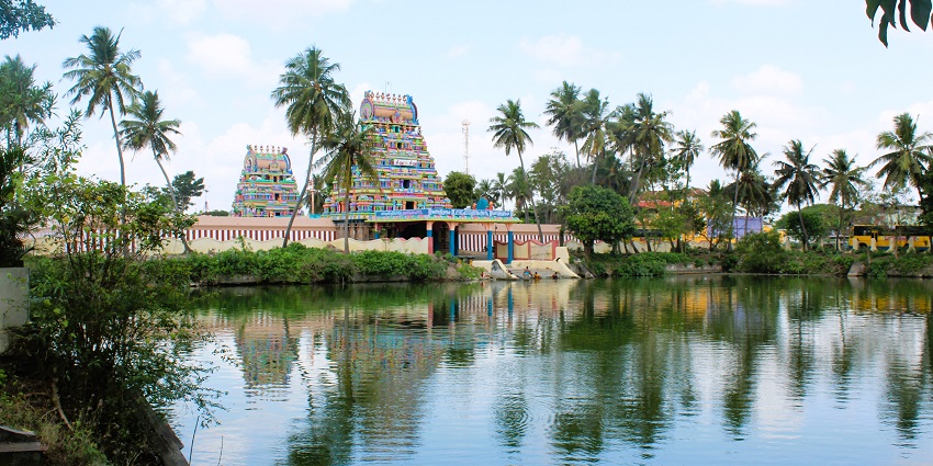 A divine connection awaits you at the majestic Brahmapureeswarar Temple.