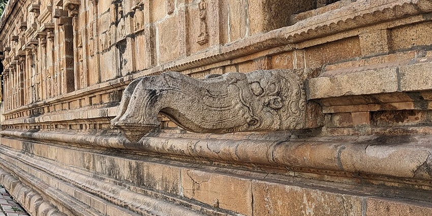 Ancient architecture at Jambukeswarar Temple.