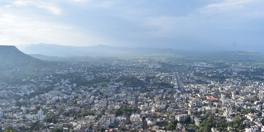 View of Satara city from Ajinkyatara Fort, showcasing the urban landscape.