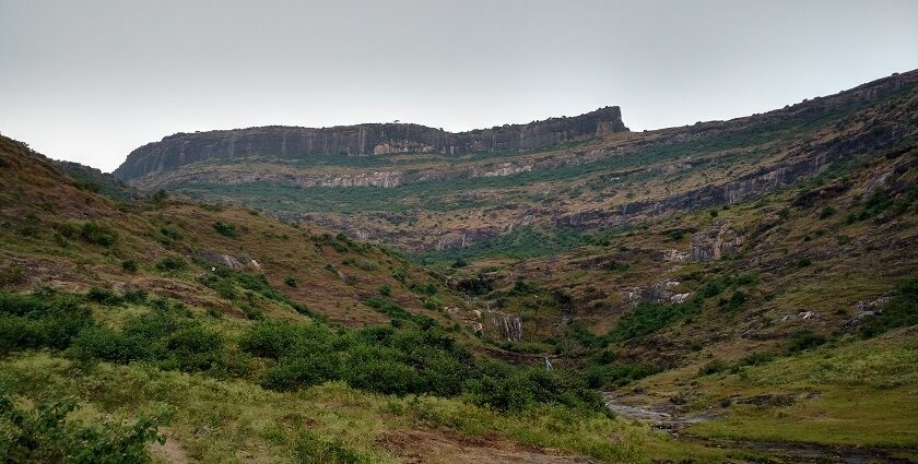 Bhamer Fort is known for its caves and treks surrounding its history.