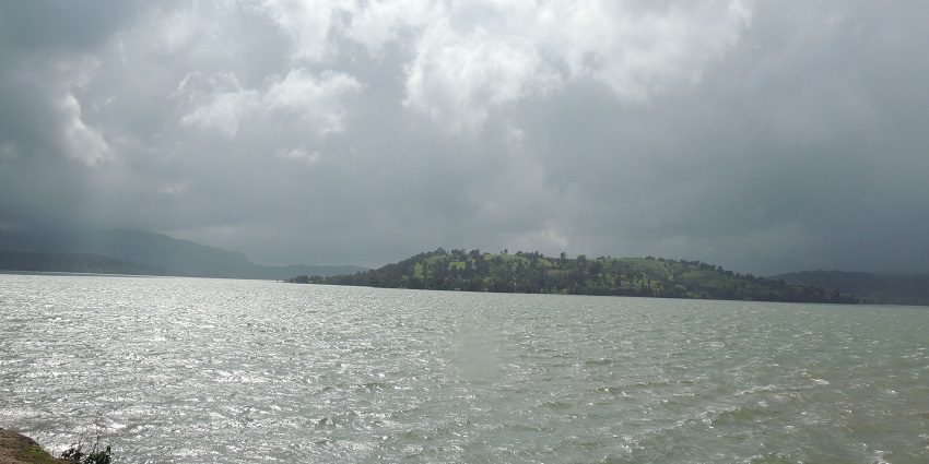 Bhandardara is a tranquil hill station with lakes, waterfalls, and trekking.