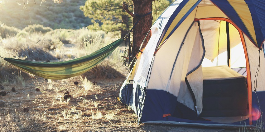 A glimpse of a camp in Bhandardara, one of the best places for camping in Nashik.