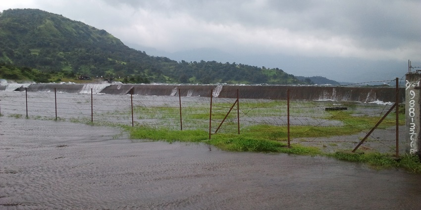 Scenic view of Bhandardara backwaters, popular destination near Rudreshwar Caves