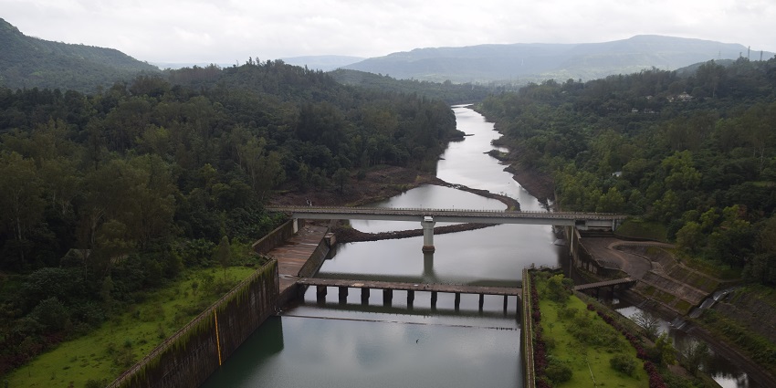 Bhira Dam, is among the famous tourist places in Kolad offering scenic spots for picnics and nature walks.