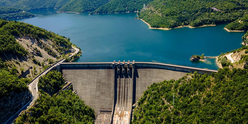 A picture of Bhira Dam surrounded by lush greenery, counted amongst the best places to visit near Pawna Lake.
