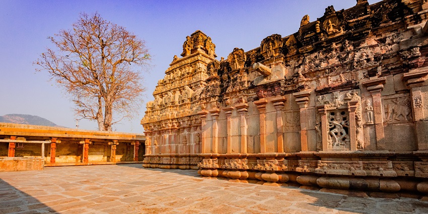 Places to visit in Nandi hills feature Bhoga Nandeeshwara Temple with intricate carvings.