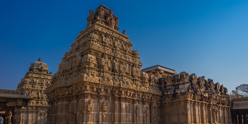 A scenic view of the majestic Bhoga Nandeeshwara Temple with architectural brilliance.