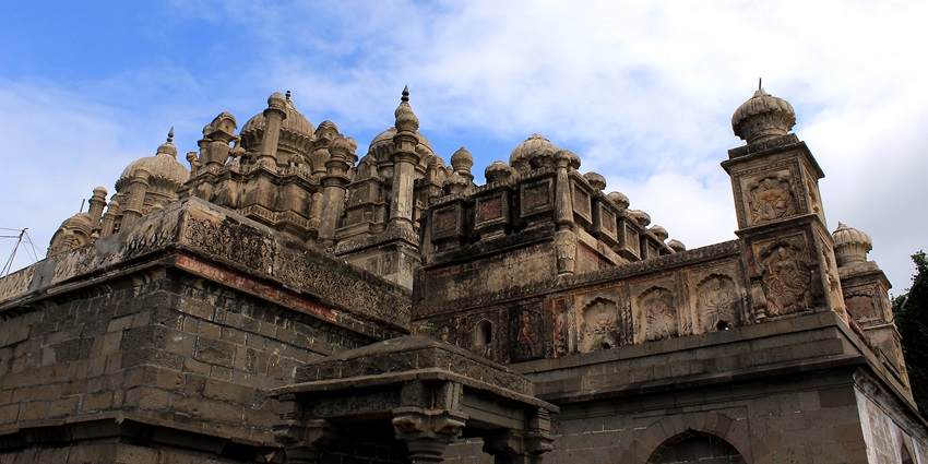 Offer prayers at Bhuleshwar Temple - one of the places to visit near Pune with family.