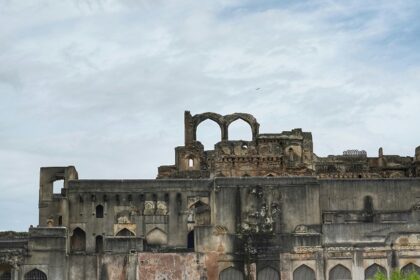 A glimpse of an ancient fort in Karnataka exuding historical and rustic significance.