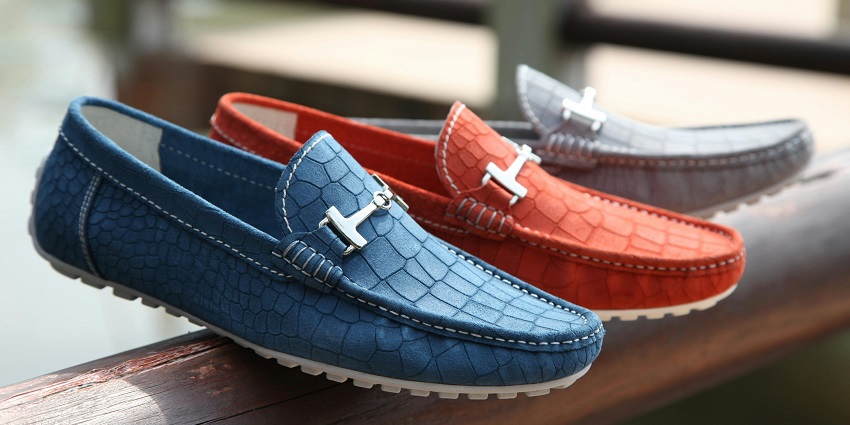 Binh Tay Market is an iconic market for shoe shopping in Vietnam for all visitors.