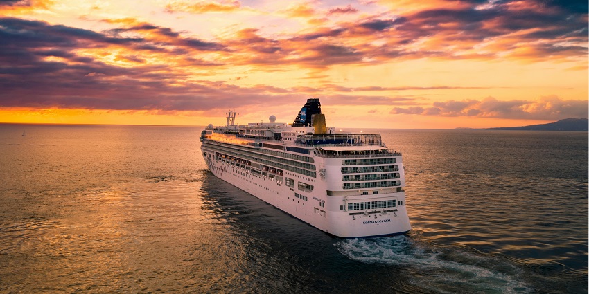 Experience luxury sailing with Blue Voyage Yachting in Pattaya for travellers.
